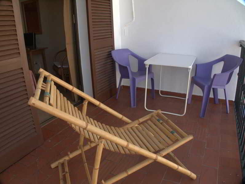 Hotel Tres Jotas Conil Conil De La Frontera Exterior photo